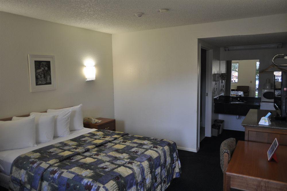 Pacific Inn Motel Ventura Zewnętrze zdjęcie